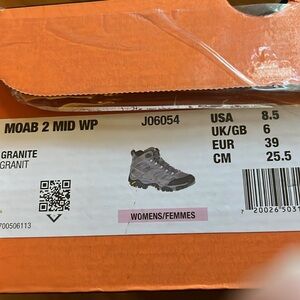 Merrell Moab boots size 8.5